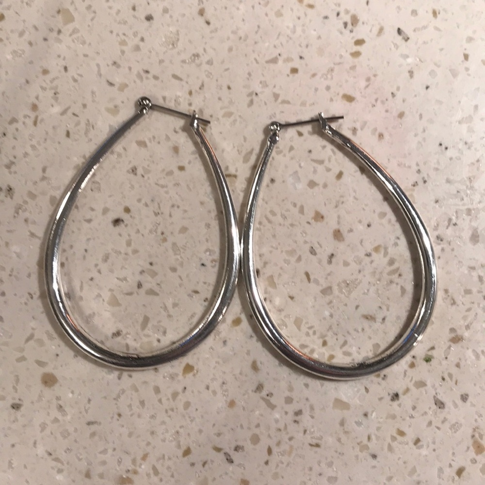 Silver hoops - Picture 5 of 5